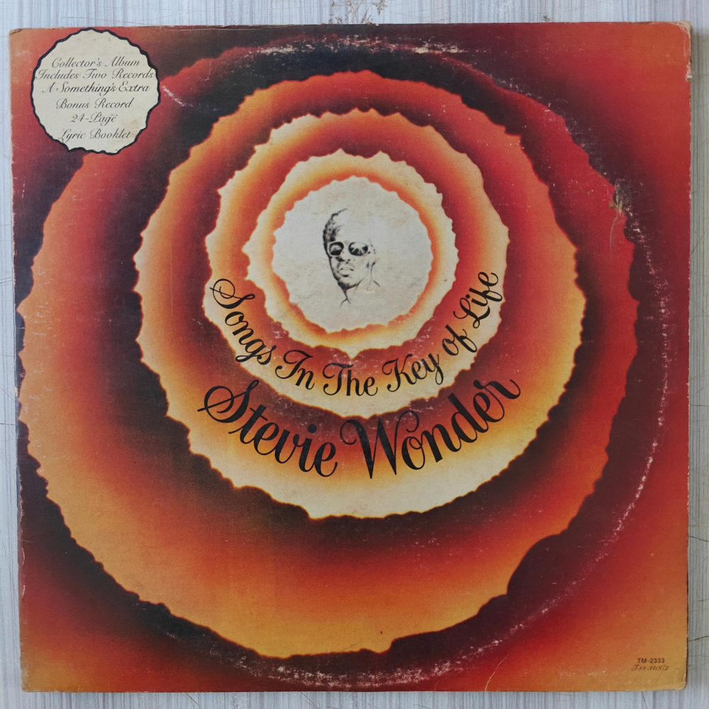 stevie-wonder-songs-in-the-key-of-life-(ep-missing)-vinyl-record.jpg